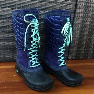Womens North Face winter boots purple & blue sz 8!